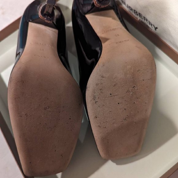 Burberry Pump - Picture 6 of 10